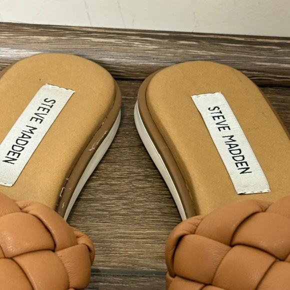 Steve Madden Women's Paislee Slides Camel Size 6 Braided Finish Summer - Picture 2 of 10